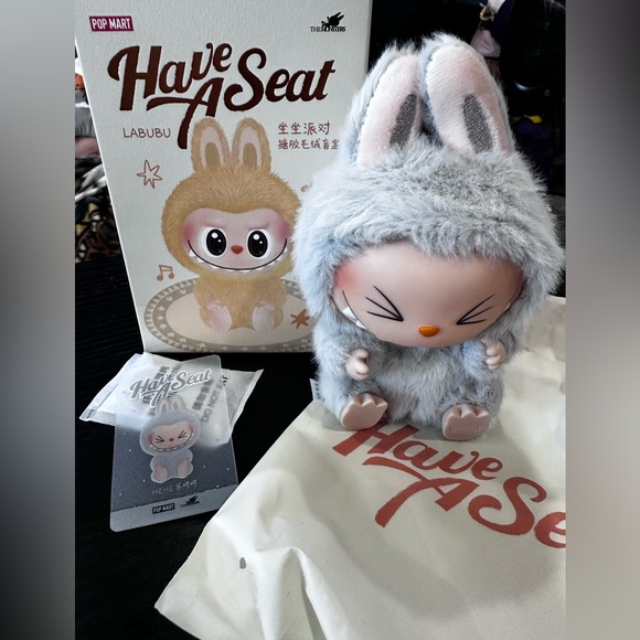 LABUBU Have A Seat Hehe Popmart Authenic - Picture 2 of 7